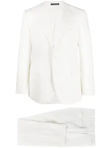 A jacket Emporio Armani