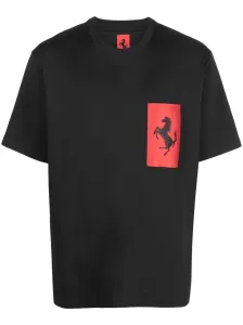 FERRARI - T-shirt With Logo Print #879264