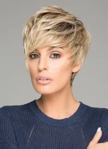 Trendy Short Hair Wigs Women's Layered Straight Synthetic Wigs In Flaxen