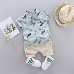 2pcs Baby Boy 95% Cotton Short-sleeve All Over Feather Print Button Up Shirt and Solid Shorts Set #189307