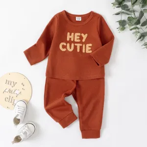 2pcs Baby Girl/Boy Letter Embroidered Pullover Sweatshirt and Pants Set #1053193