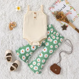 2pcs Baby Girl Ribbed Spaghetti Strap Romper and Allover Daisy Floral Print Flared Pants Set #1270005