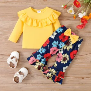 2pcs Baby Girl Ruffle Solid Long-sleeve Top and Allover Floral Print Flared Pants Set