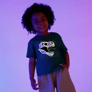 Go-Glow Illuminating T-shirt with Light Up Dinosaur Skull Pattern Including Controller (Built-In Battery) #927573