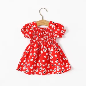 Baby Girl Allover Daisy Floral Print Puff-sleeve Shirred Dress #837959