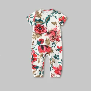 Family Matching All Over Floral Print Short-sleeve Bodycon Dresses and Colorblock T-shirts Sets #768723