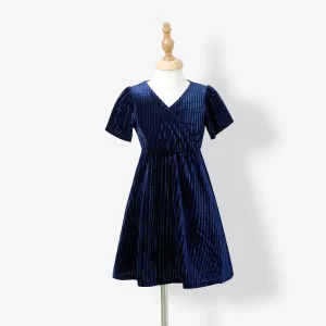Family Matching Long-sleeve Plaid Shirt Tops and Elegant Solid Color Short-sleeve Velvet Dresses Sets #1193572