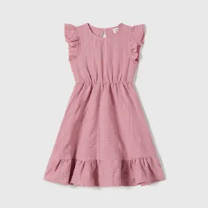 Family Matching Pink Ruffle-sleeve Texture Dresses and Color Block Short-sleeve T-shirts Sets #1045910