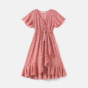 Family Matching Short-sleeve Colorblock Naiaâ¢ Polo Shirts and Allover Print V Neck Ruffle Trim Tulip Hem Dresses Sets #793207