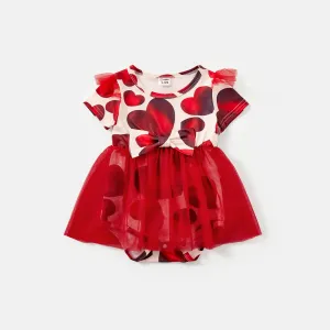 Family Matching Allover Red Heart Print Twist Knot Bodycon Dresses and Short-sleeve Colorblock T-shirts Sets #220503