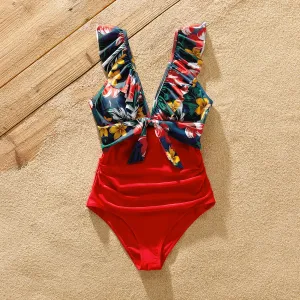 Family Matching Floral Print & Solid Spliced Ruffle Trim One-piece Swimsuit and Swim Trunks #777118