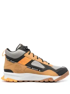 Hiking shoes Tessabit.com